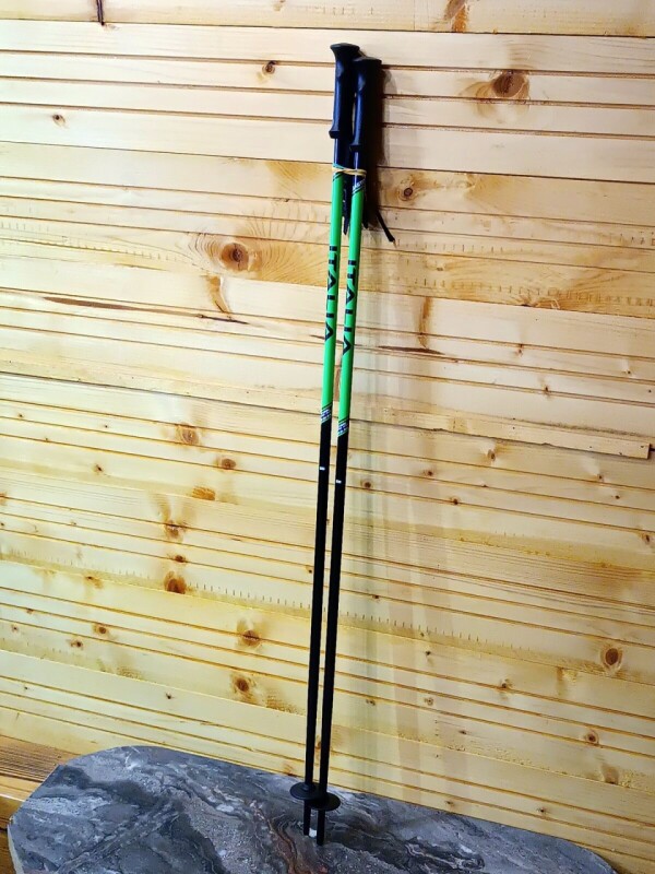 NOVÉ PALICE ITALBASTONI ITALIA BLACK-GREEN 105CM